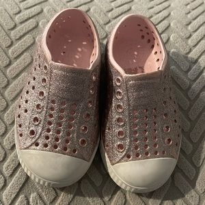 Native glitter shoes
